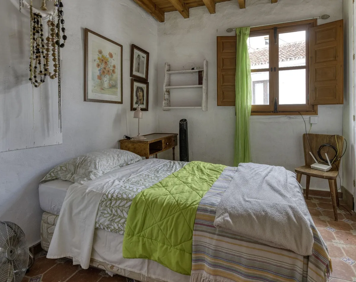 e5399328-188d-412a-9efa-6d57cd4462bc