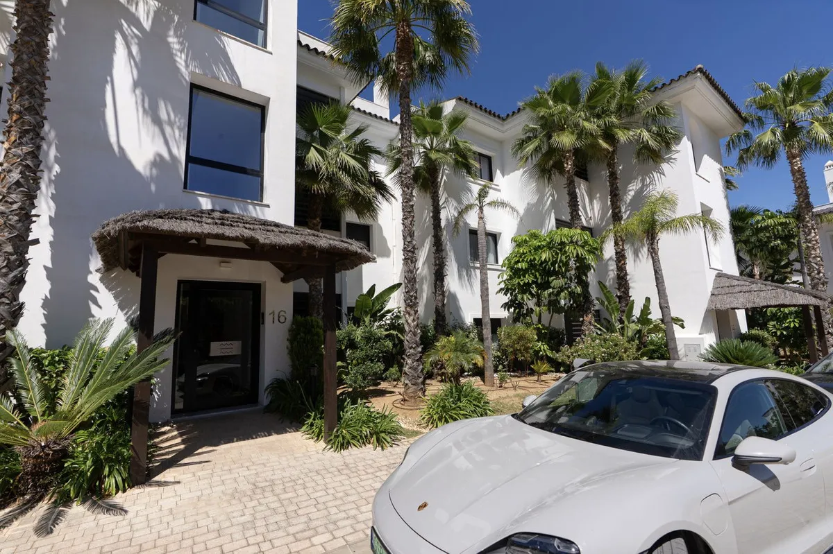 56acd219-c1de-4037-84f7-1f32ee209703