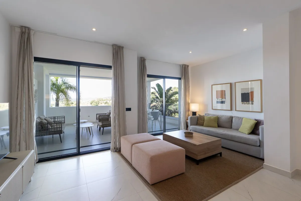 8e54c2b9-9370-447c-aa63-4a9cc47609ee