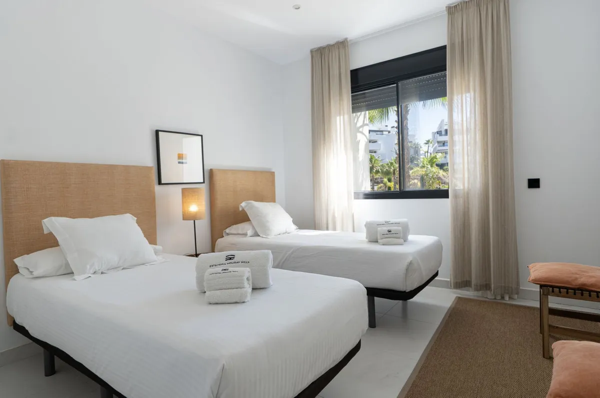 b7edcf87-7059-47e5-aeb6-b28ccccf87a4