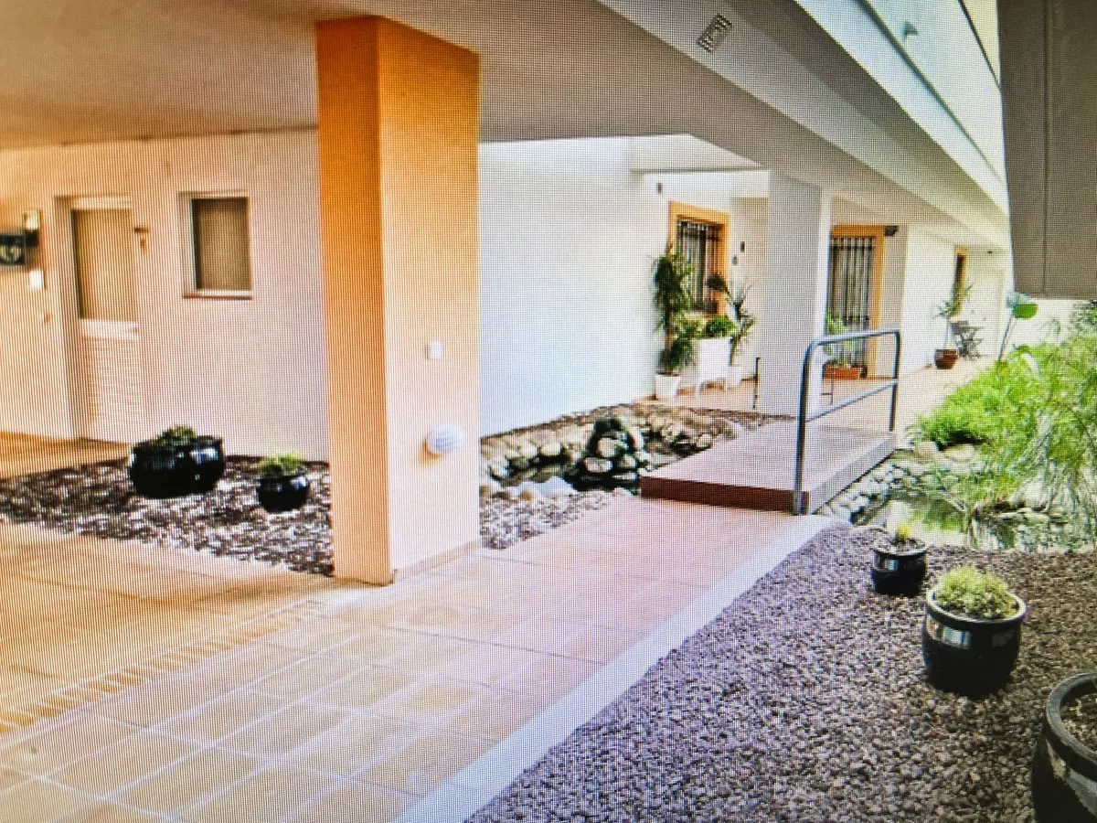 f4dce842-8822-4f22-8785-9c289464e7bb