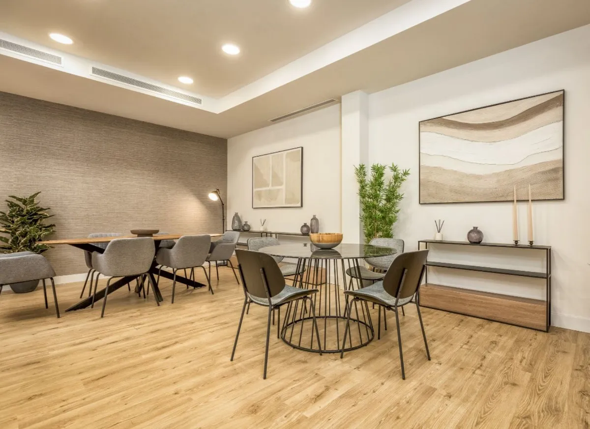 733089dd-a51f-49f2-a61a-580b81d42ca8