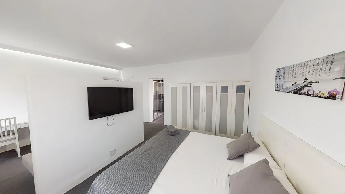 0ac6f428-f050-441d-9784-de4af0708fdd