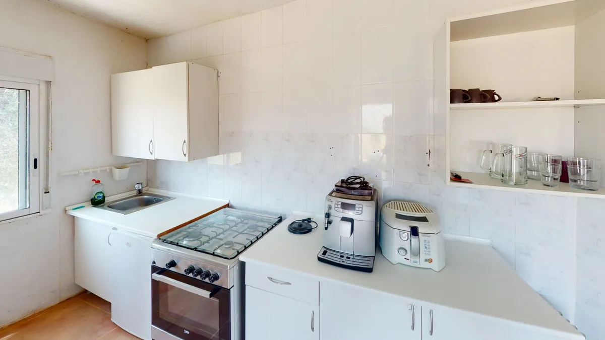 255121b2-d389-4210-84cc-28636706fff2