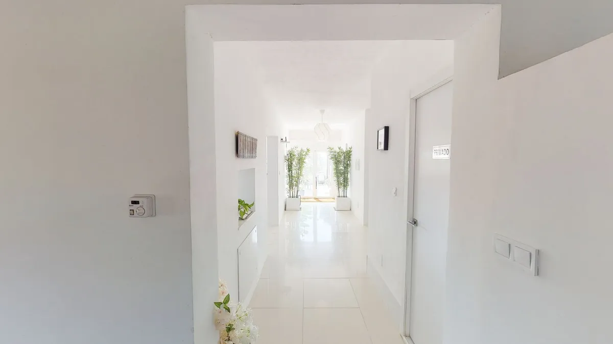 8be06cec-5430-4419-9a2d-460f20e65035