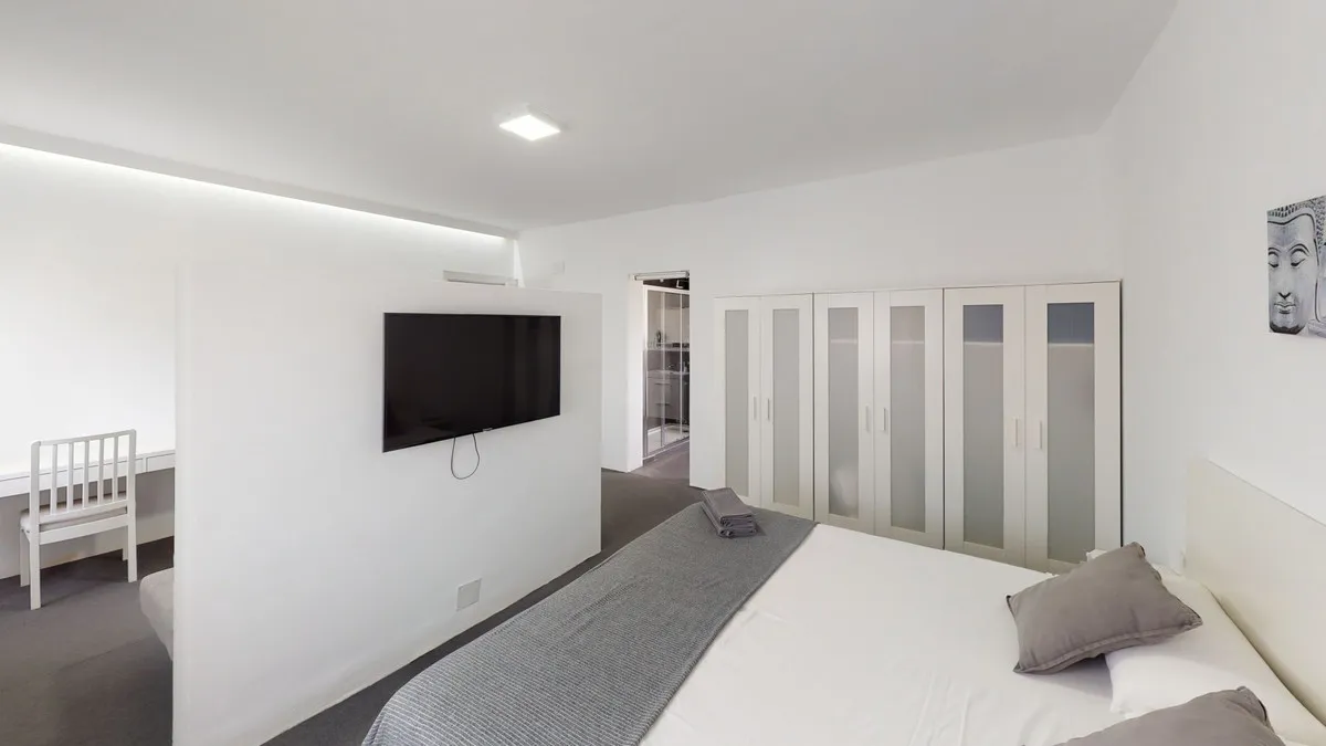 99bb17a0-f494-4937-9d5a-e8214665322f