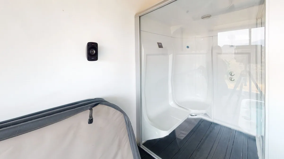 a5c4ab88-ebd5-4e89-82e1-8fe1fbbbe32d