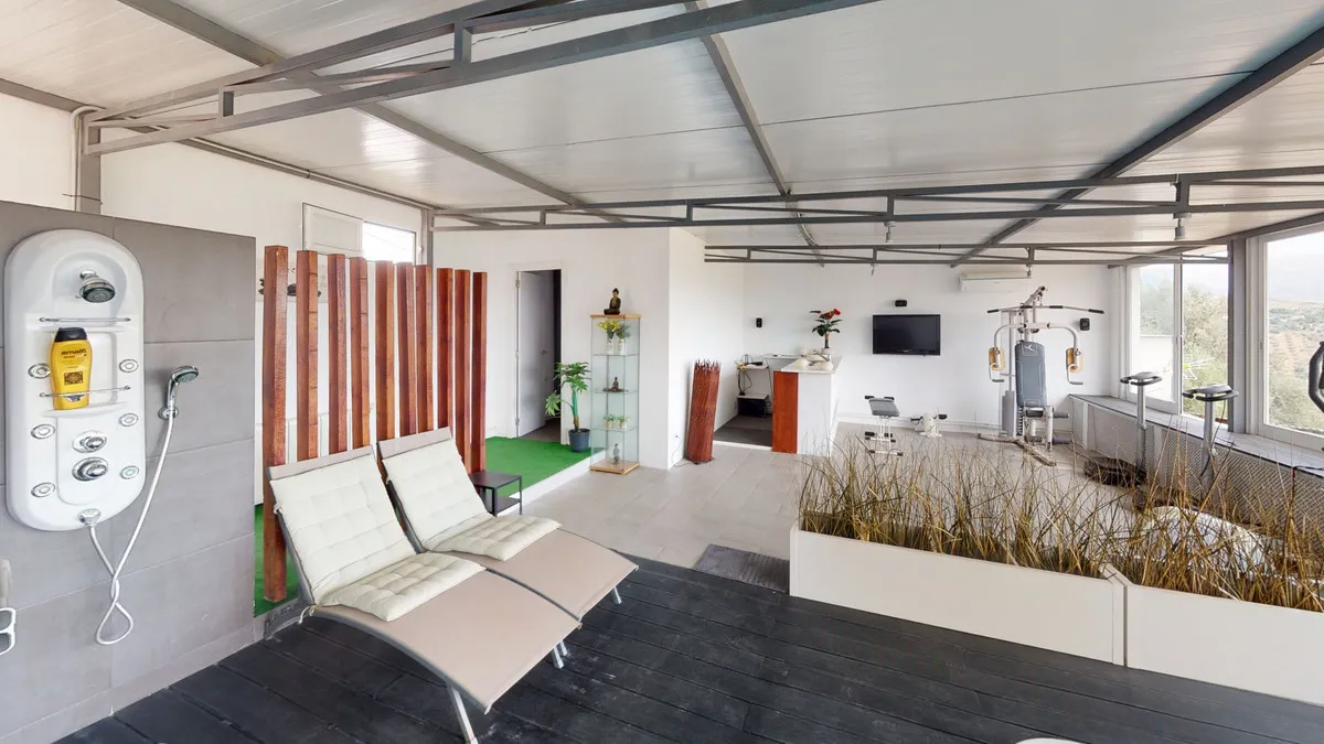 c5492b3b-c946-411a-880c-1d9b42db4ffc