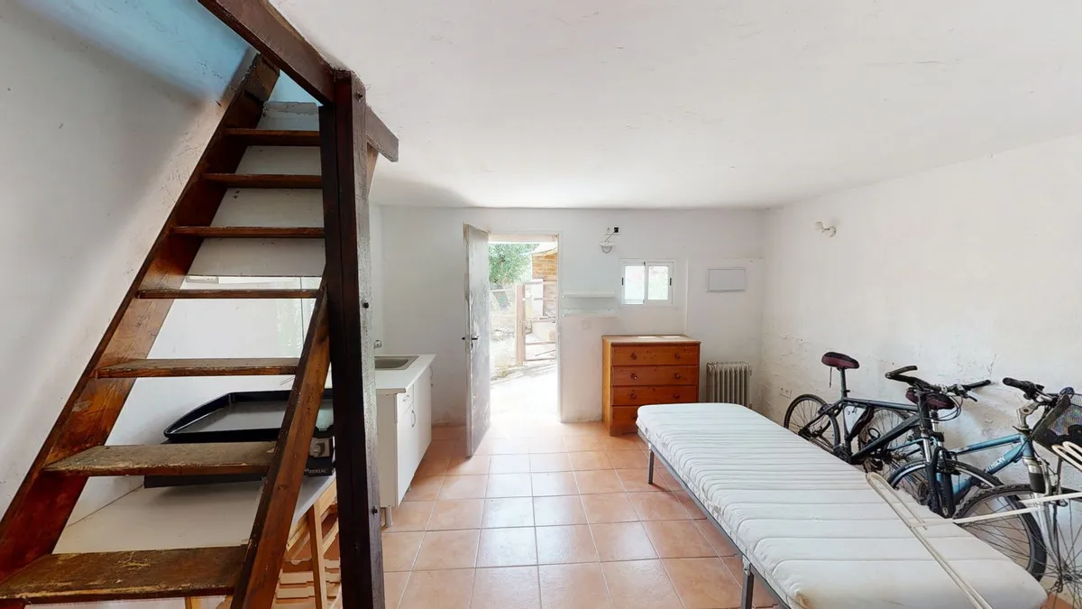 f77cff65-a02b-4a0e-b9fe-8b1eb2f7bbdd