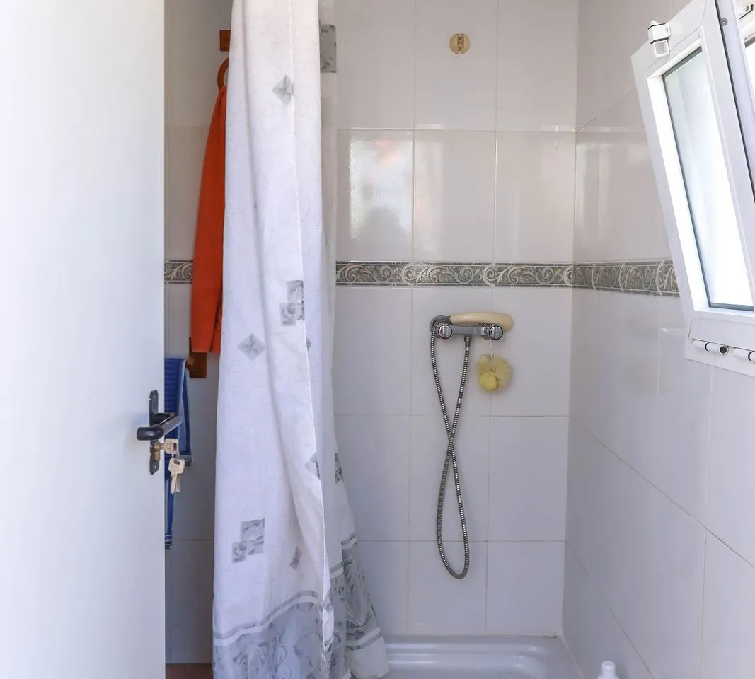 fa8f6659-9064-4df5-b1ee-5146f0a360c6