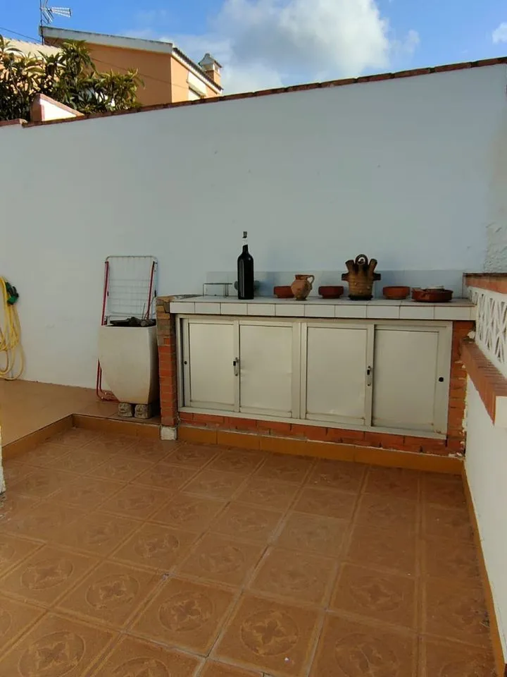 4dc9213d-c2e1-4d75-b1ab-4fa3b506c0a6