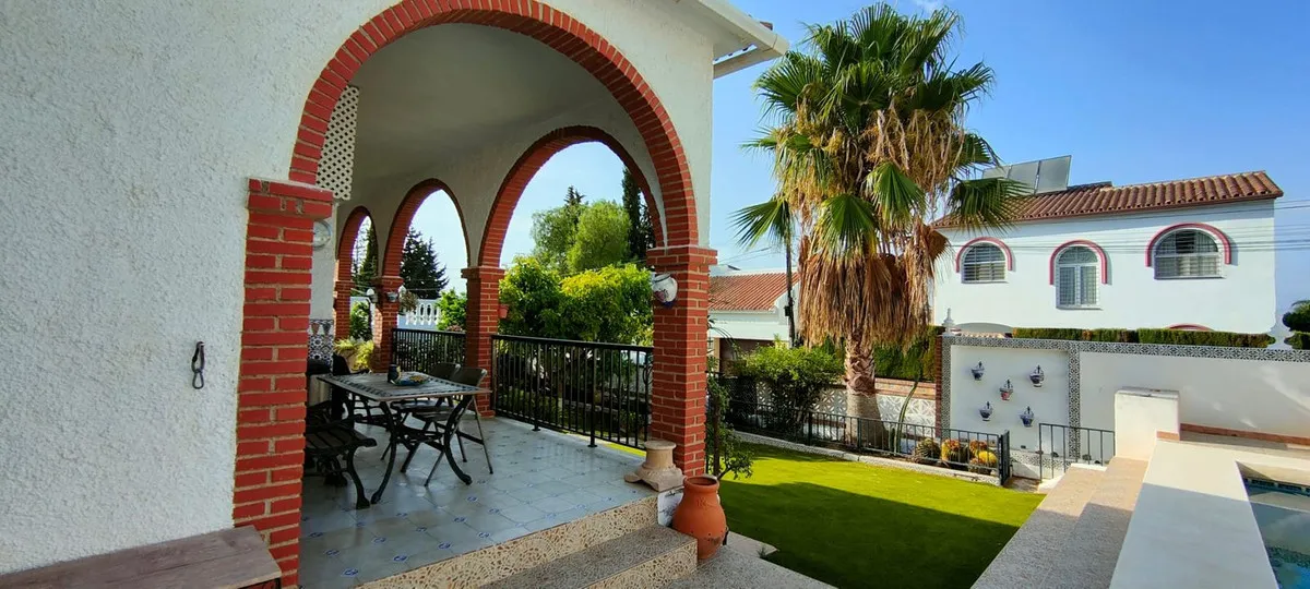 5d7cdff2-0421-4d70-9bb6-75e33c66ede7