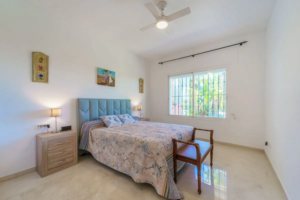 1e34460b-0603-44da-9841-88cc33b79f7b