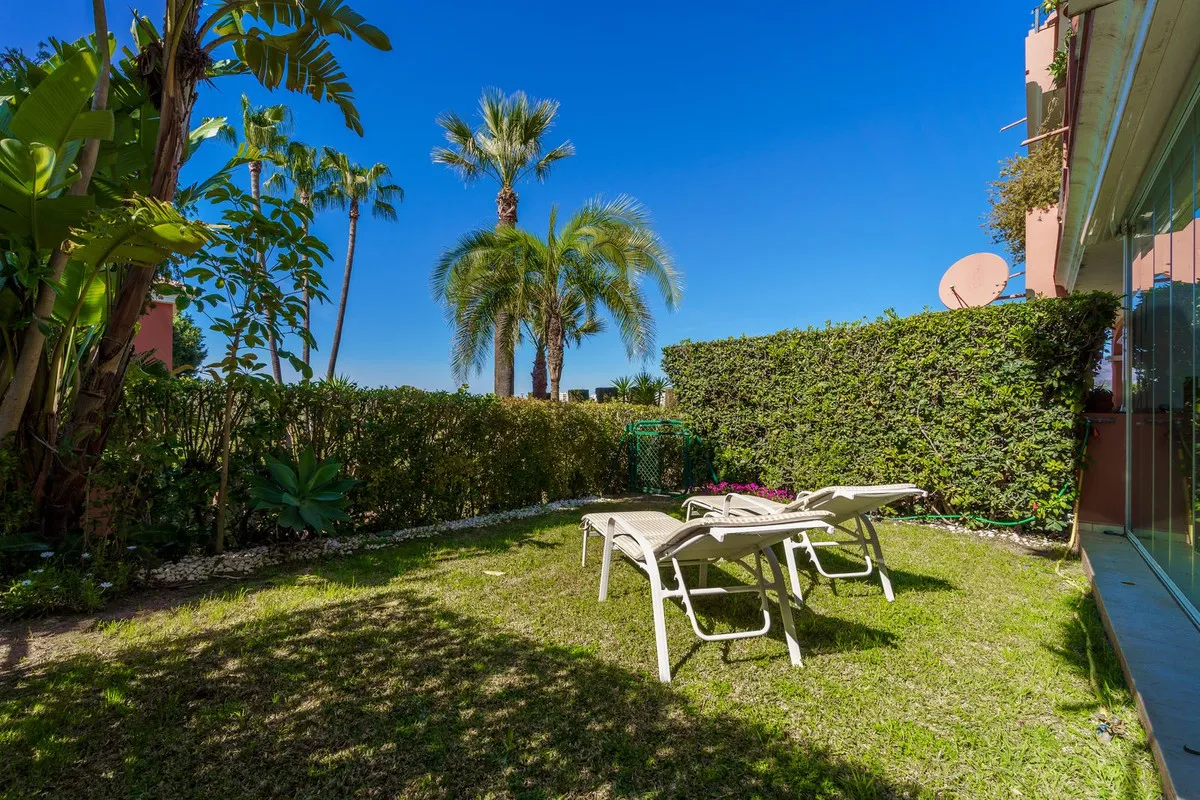 3745f363-f262-4932-a636-f7b372f64bb7