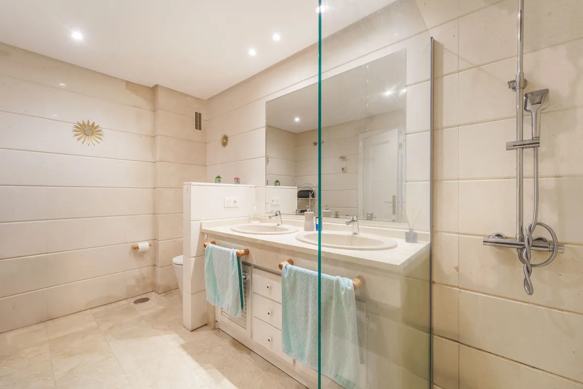 554ecd64-3f63-44c1-a39d-e0b1982f3770