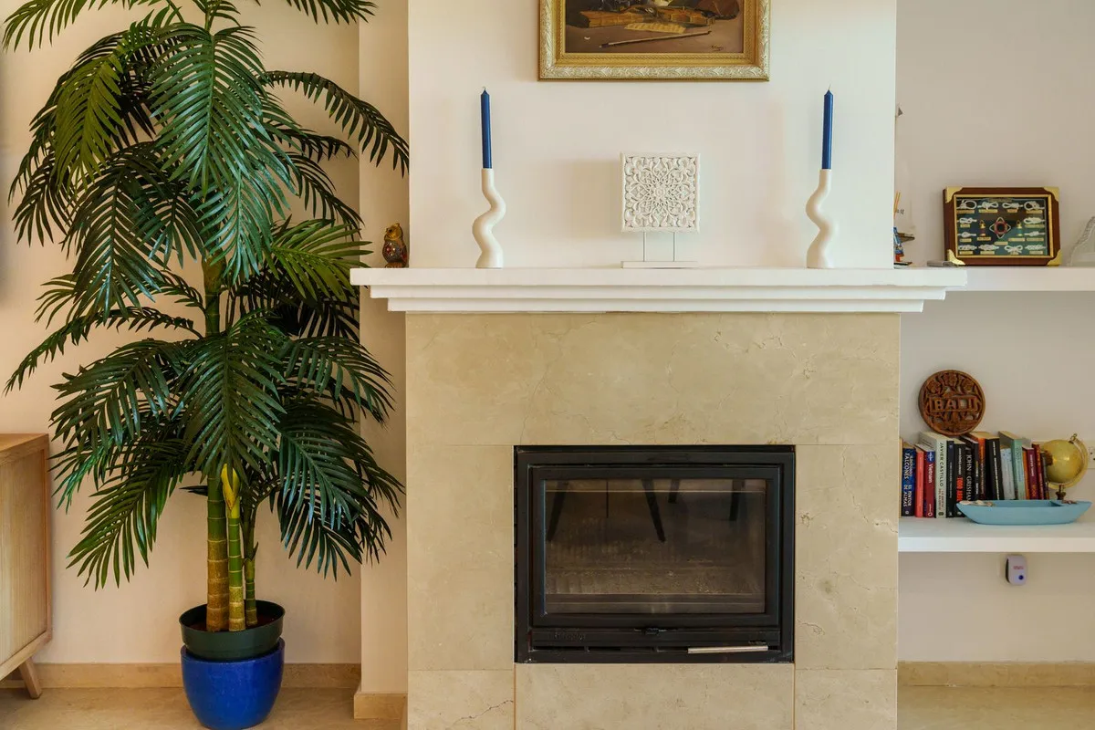 db233573-cd65-4884-87c2-ba07058082a7