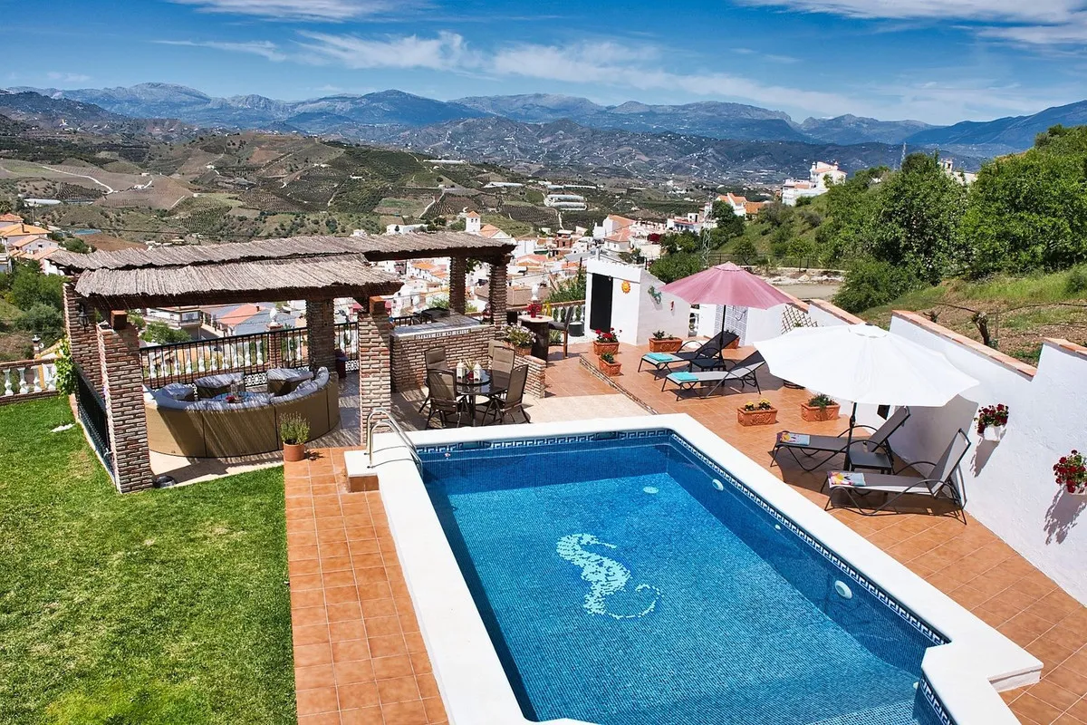 127acfba-c3d7-49fa-9457-1df505314223