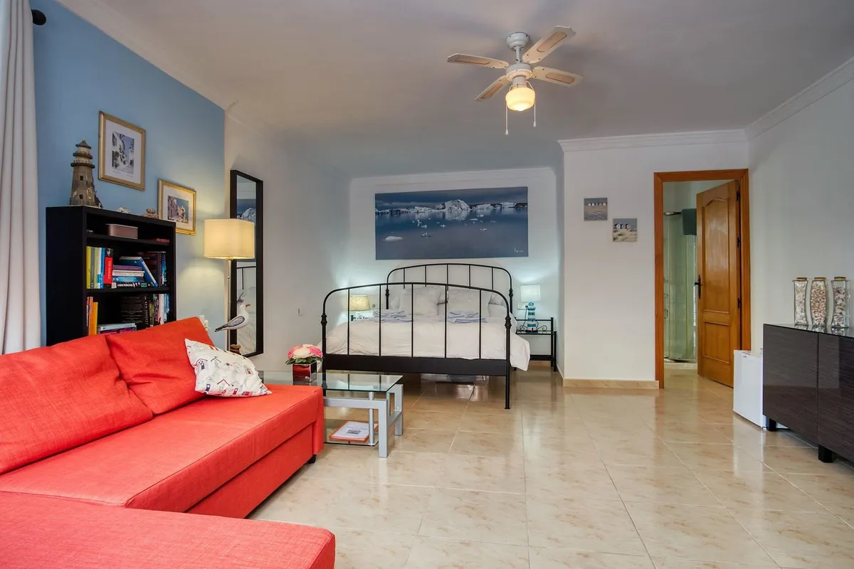 3d07b612-9a30-49b1-9b18-9c716c709816