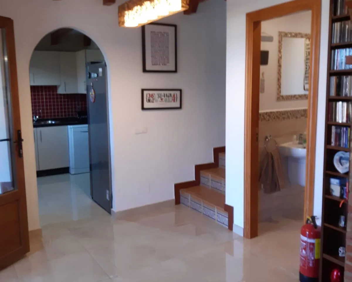 dbb0965d-b923-46e0-8d27-37d155039ce5