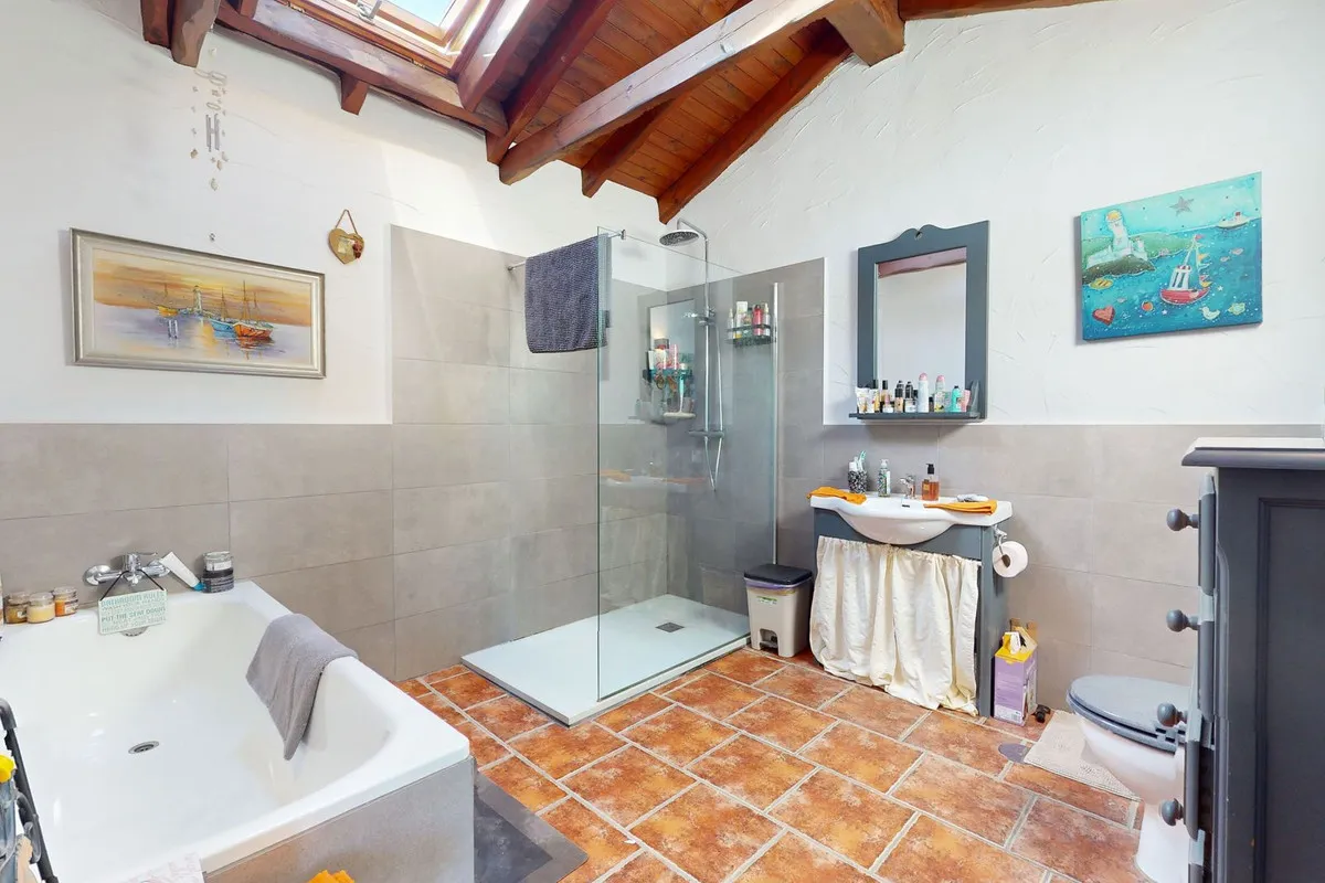 c7226f8d-ac20-4f43-aa0d-98453472d4a4