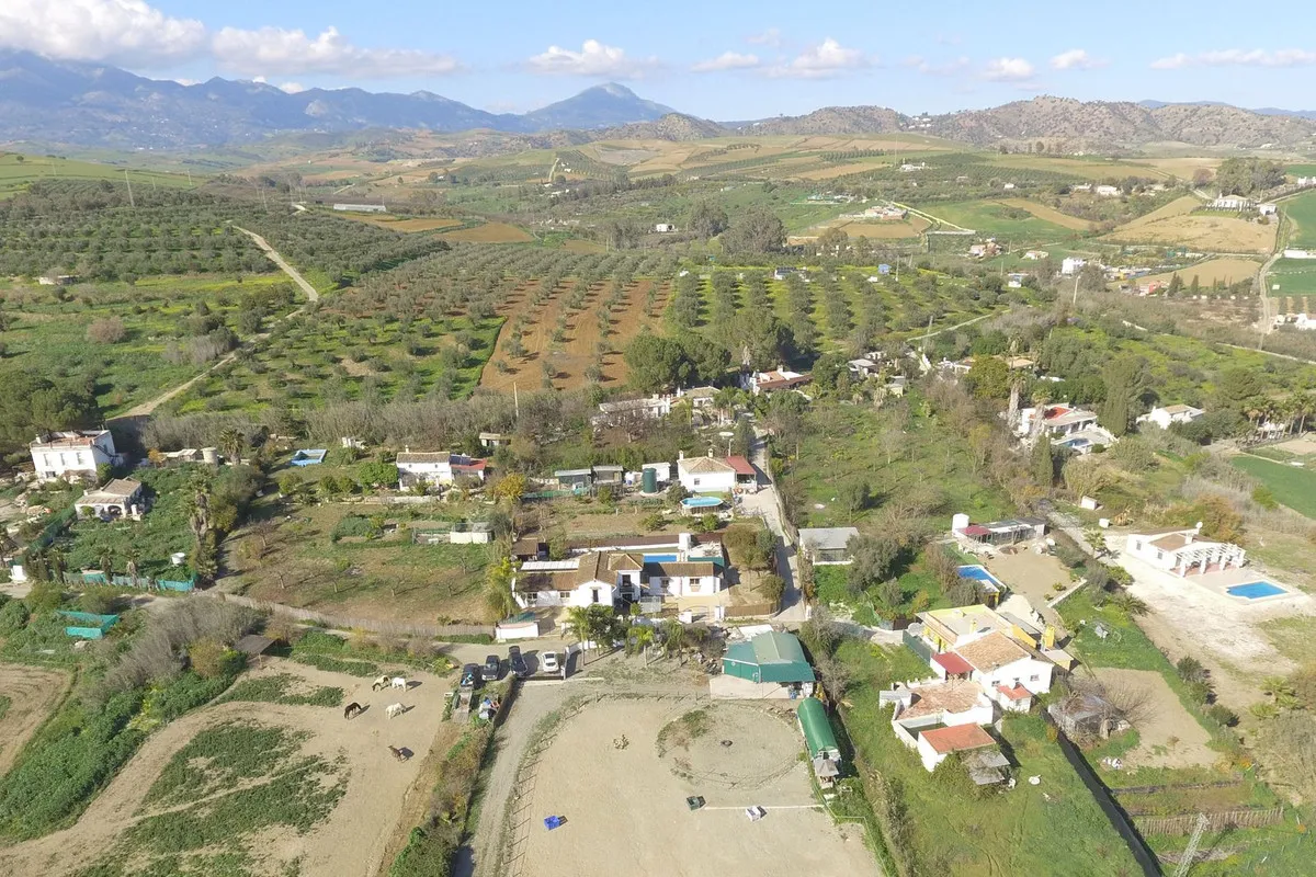 c8d03e18-8a5f-4e11-ba85-52f9be628088