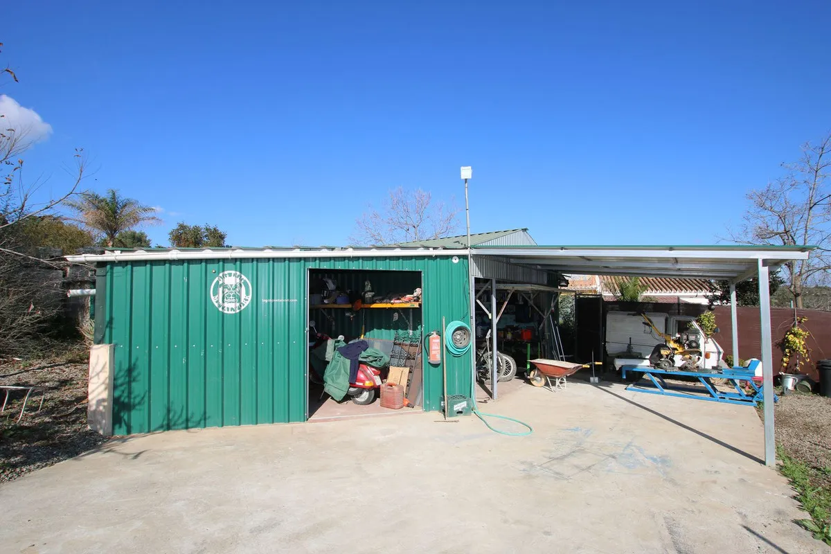 e5b0ee47-1489-4915-9de3-c59868b5fd1f