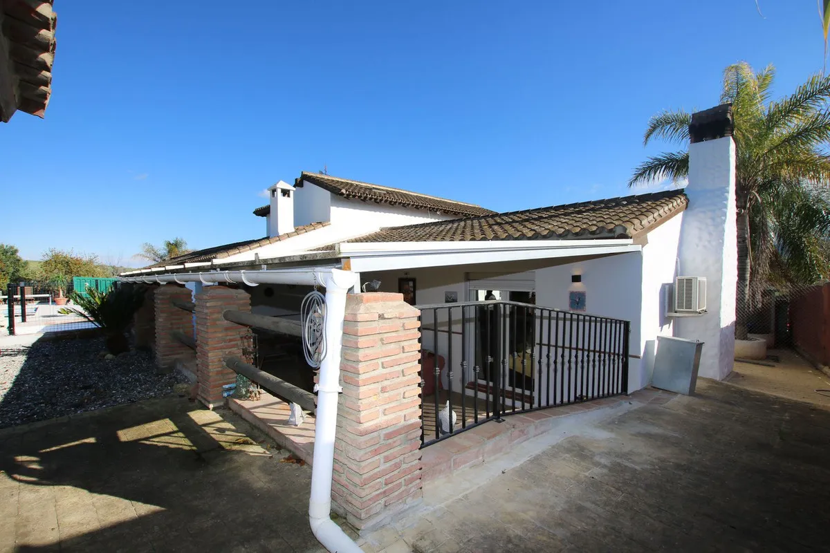 ec9b0dd7-07f7-48d2-9882-dcc51408a8f7