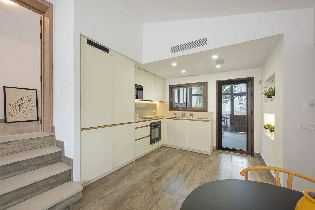 092a404f-4231-4644-9105-f9cb831b61e7