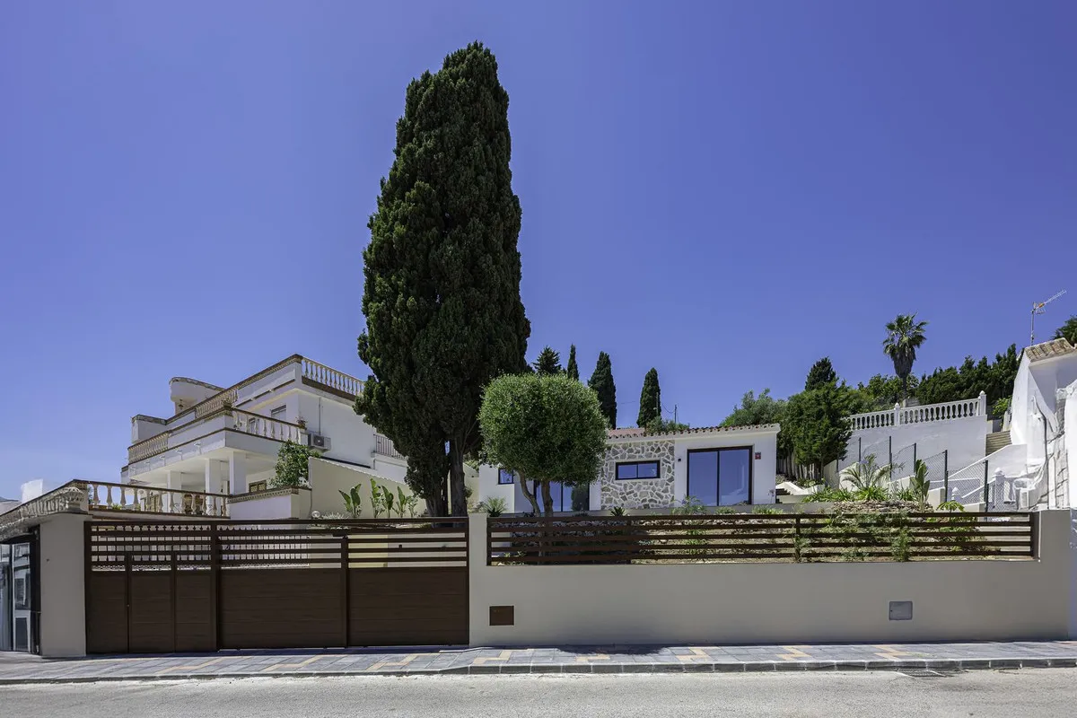 1fccd8e8-2f65-4f68-9571-880099f90df6