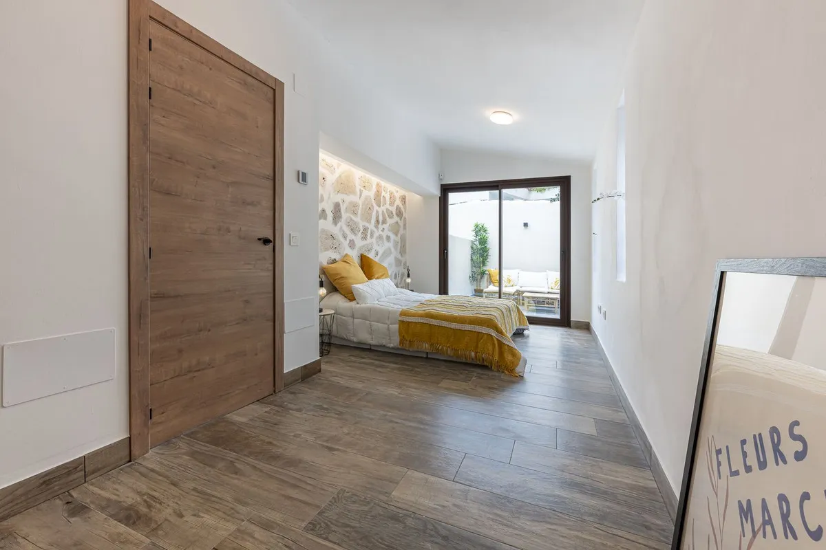 68863640-a950-4042-8b4f-f509b1f3b759