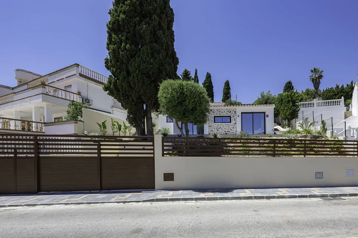 78dd0d9f-bc83-4e1e-9933-d825302f5870