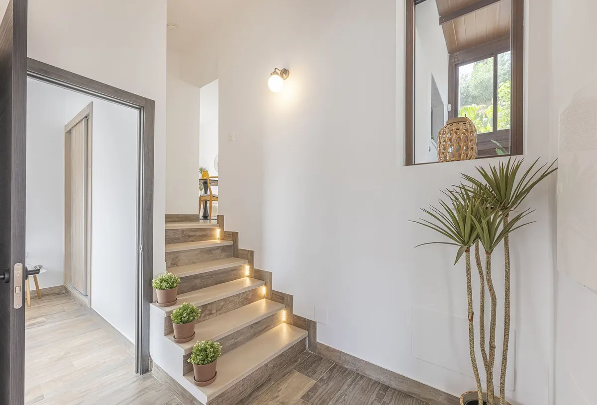 7e16ed70-8623-4155-94fb-d6f6622d1341