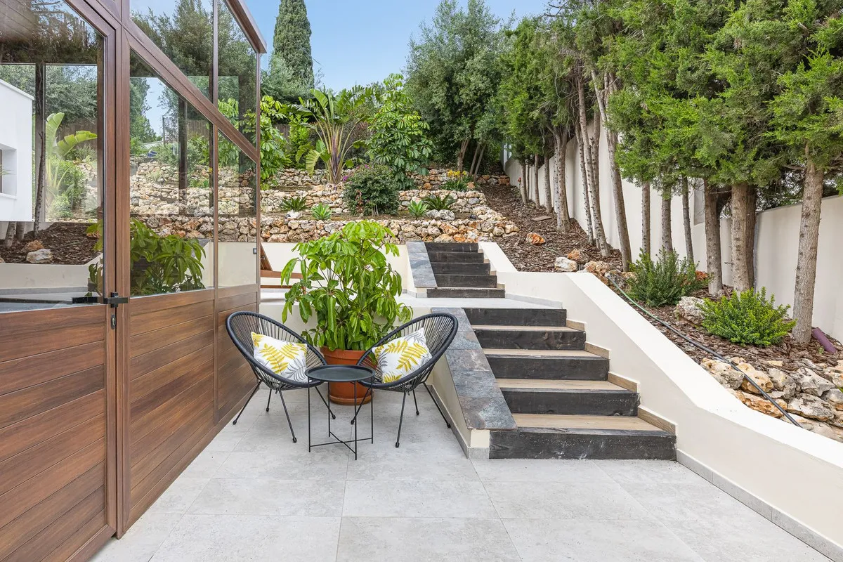 fc331143-401e-4ed8-b9d6-ace1819ea90f