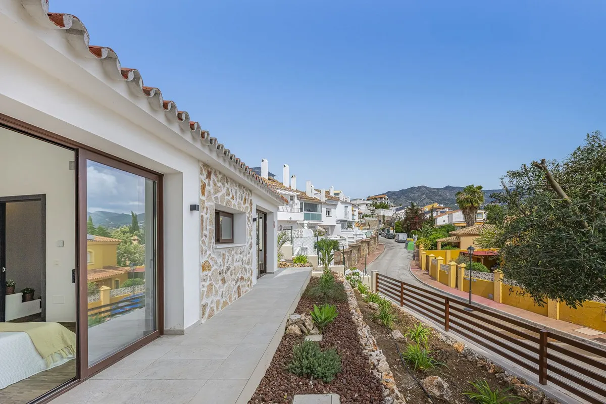 fd13bb64-6582-4c3d-afe2-ad9e69832bd3