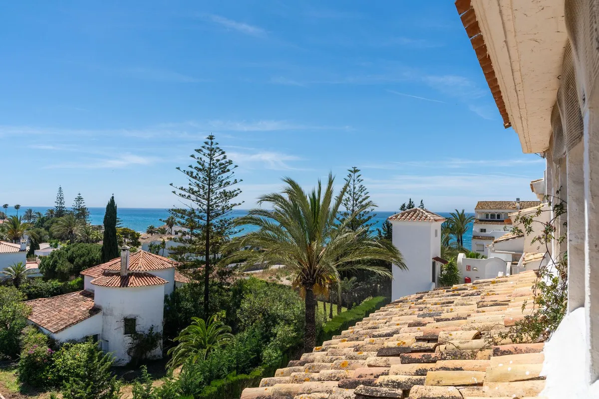 96e836b0-90c2-4d10-9bfb-aa279a8c65c0