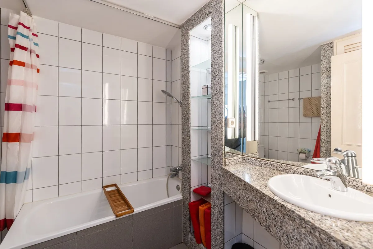 db9dc444-9b7b-4897-8bb0-509881f340fe