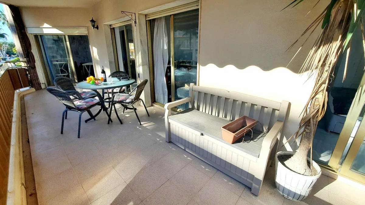 74447f85-031c-4b95-a1a5-d1a3daaf1435