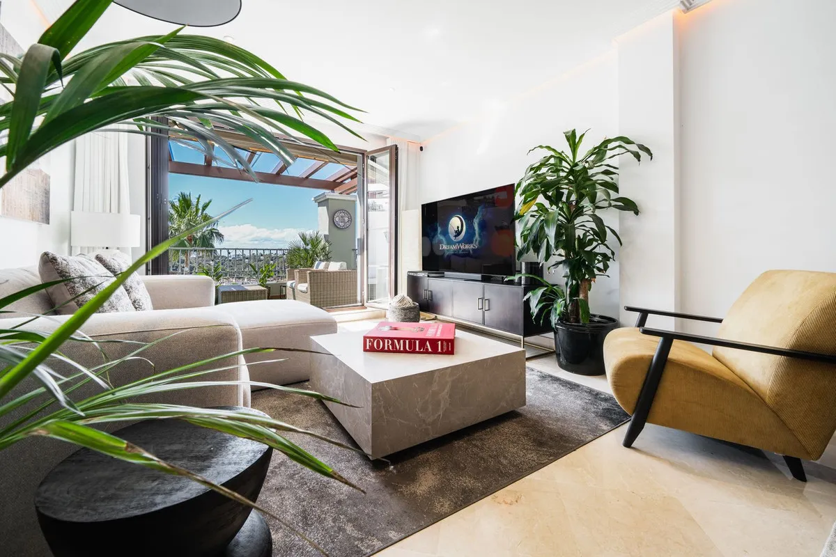 ffd7d8ed-4584-4d13-9288-2e279e714079