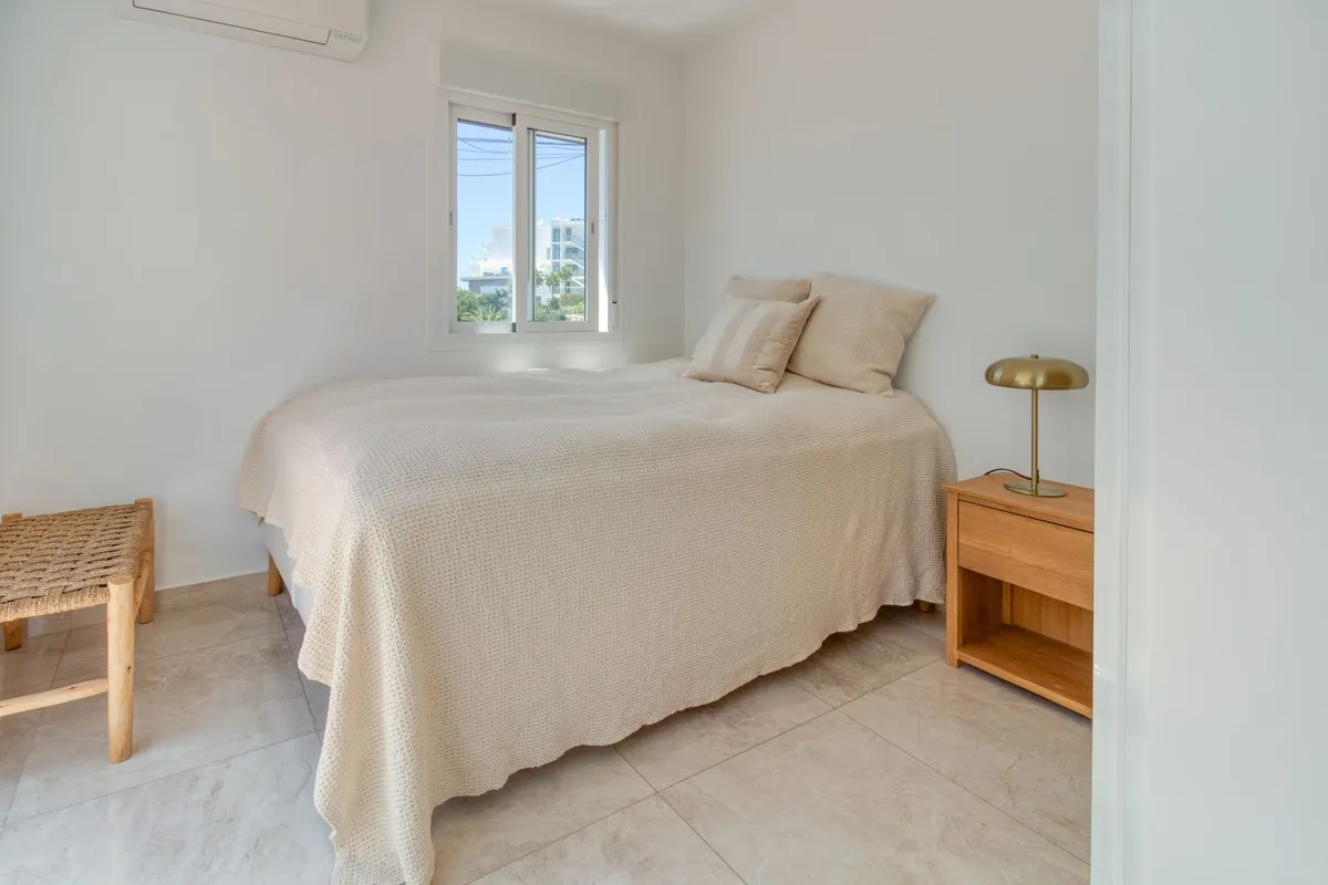 1d97b7d7-42ba-4188-9047-cf7f0563ab3c