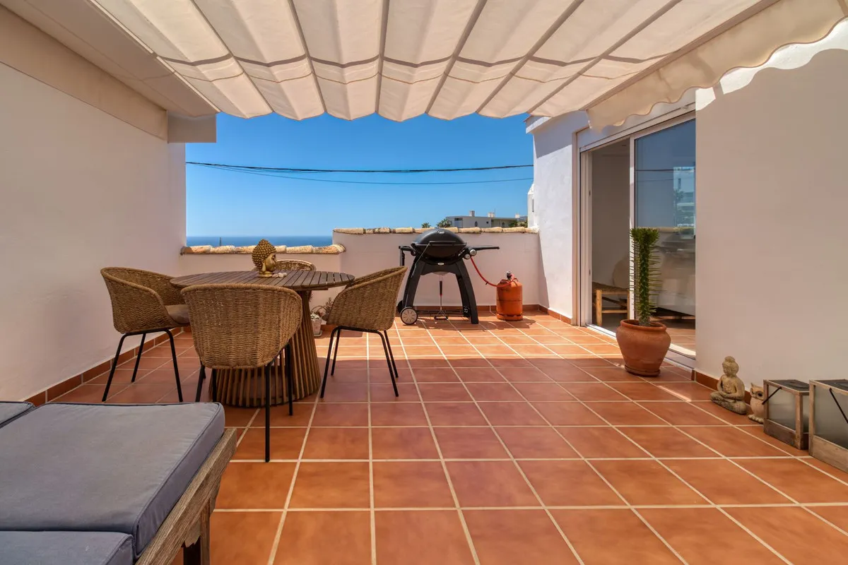 80c51984-4b6c-45f7-84ed-a1125ae1ca63