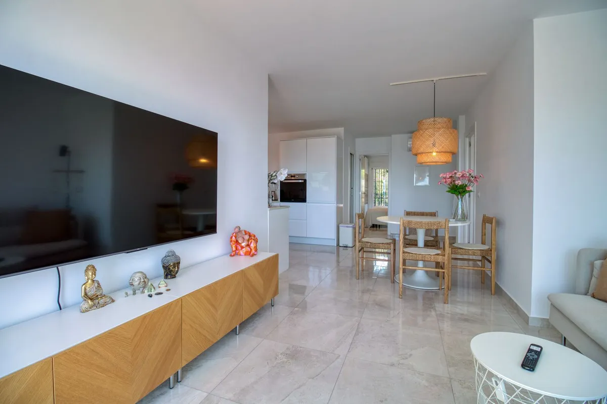 a340594d-e0ce-474b-a9b3-2c96b4da03b5