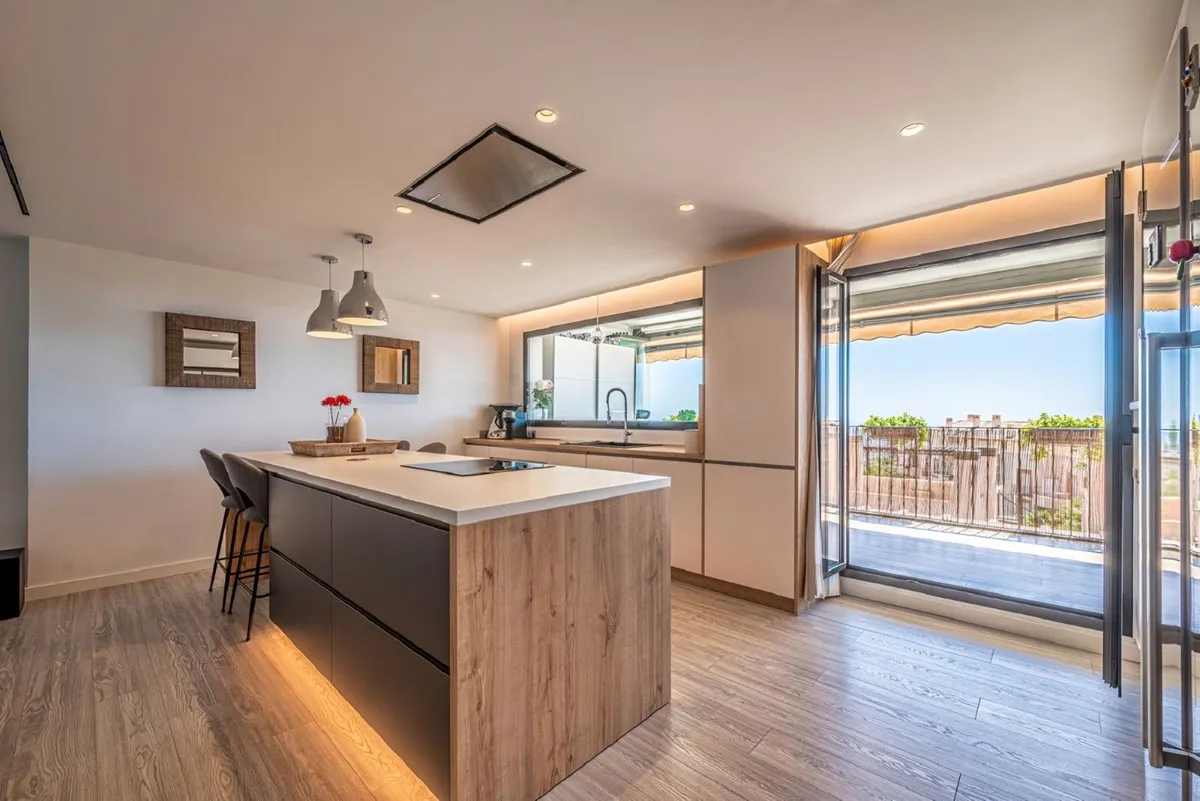 2ddb0d79-059c-4f3b-bb8b-4819d7fd19b9