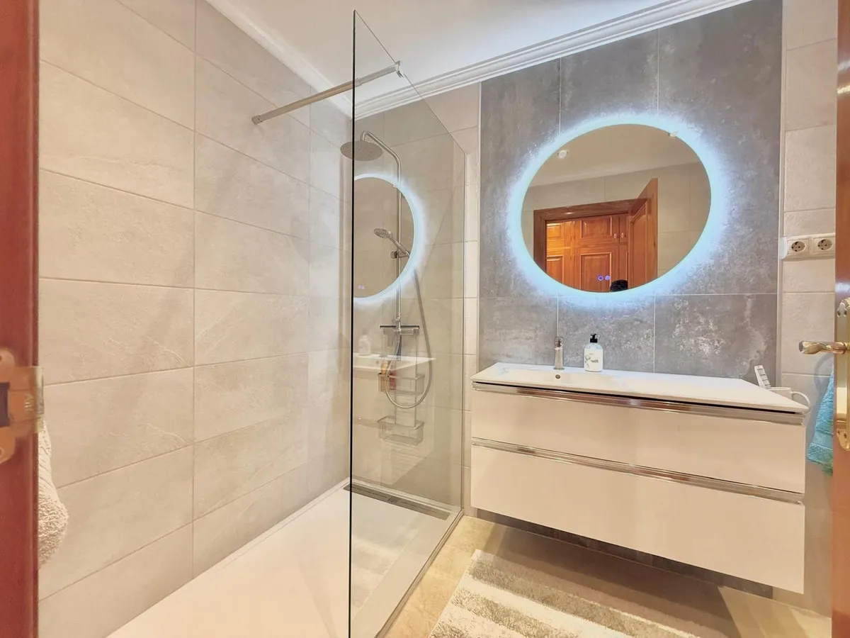 0f5fcf17-5ef6-49e4-b11f-8c3e239089e8