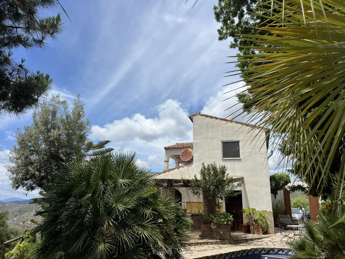 444839e0-985a-4ae6-bb65-bd06070dc7cf