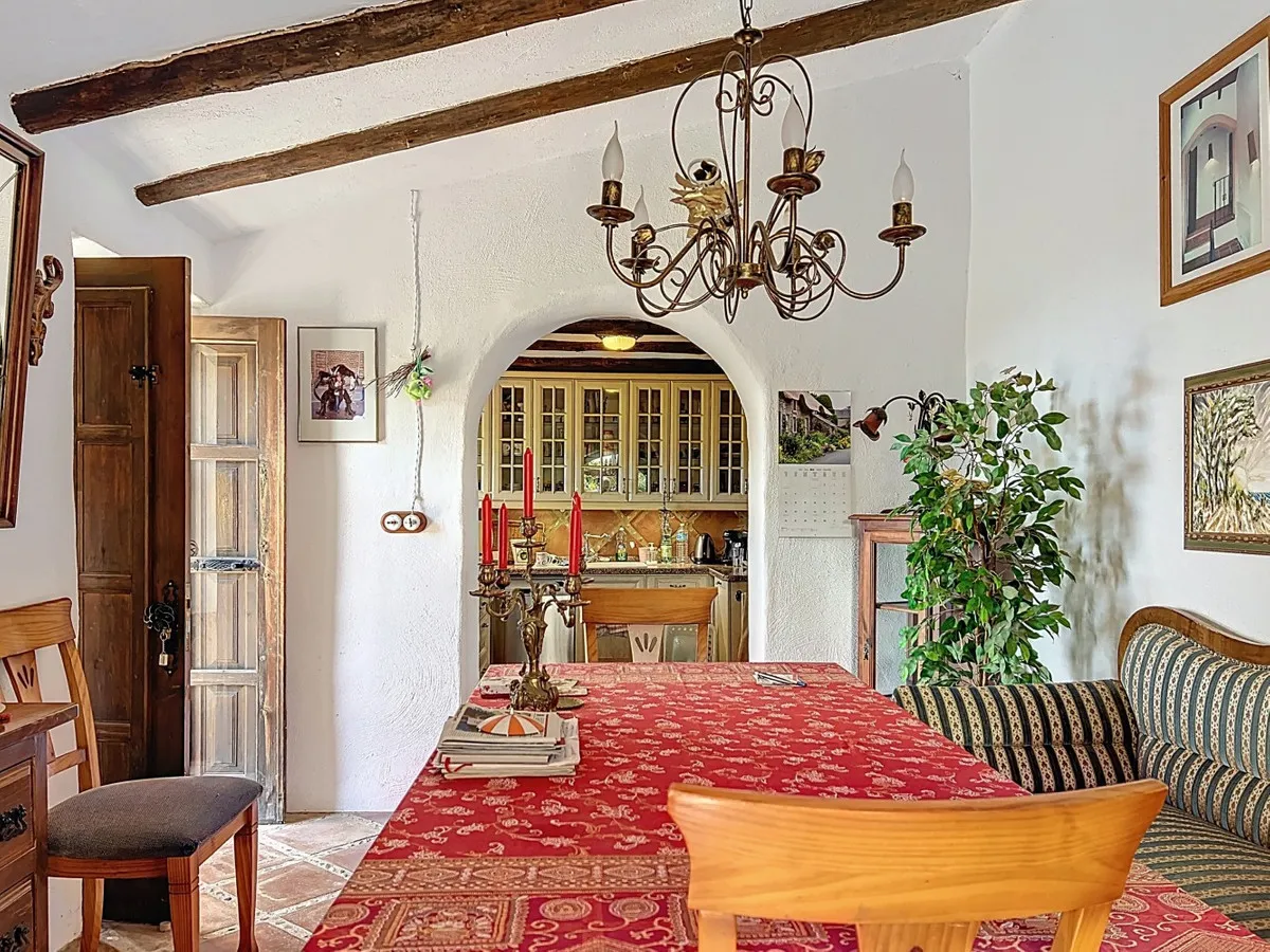 858e3dff-0bb2-4058-bf29-efbd779c613f