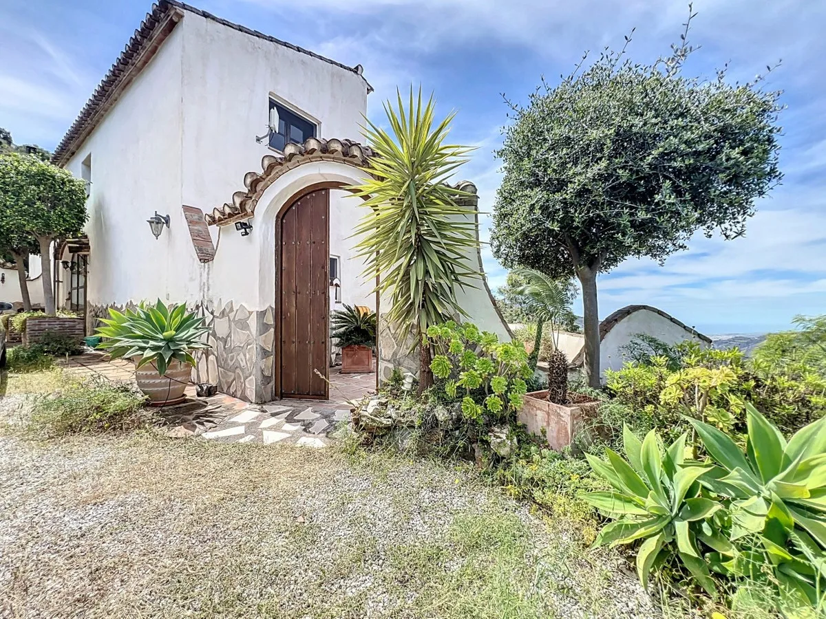 fdbeafe5-f6e2-45f2-bd00-2173cbcdebf1