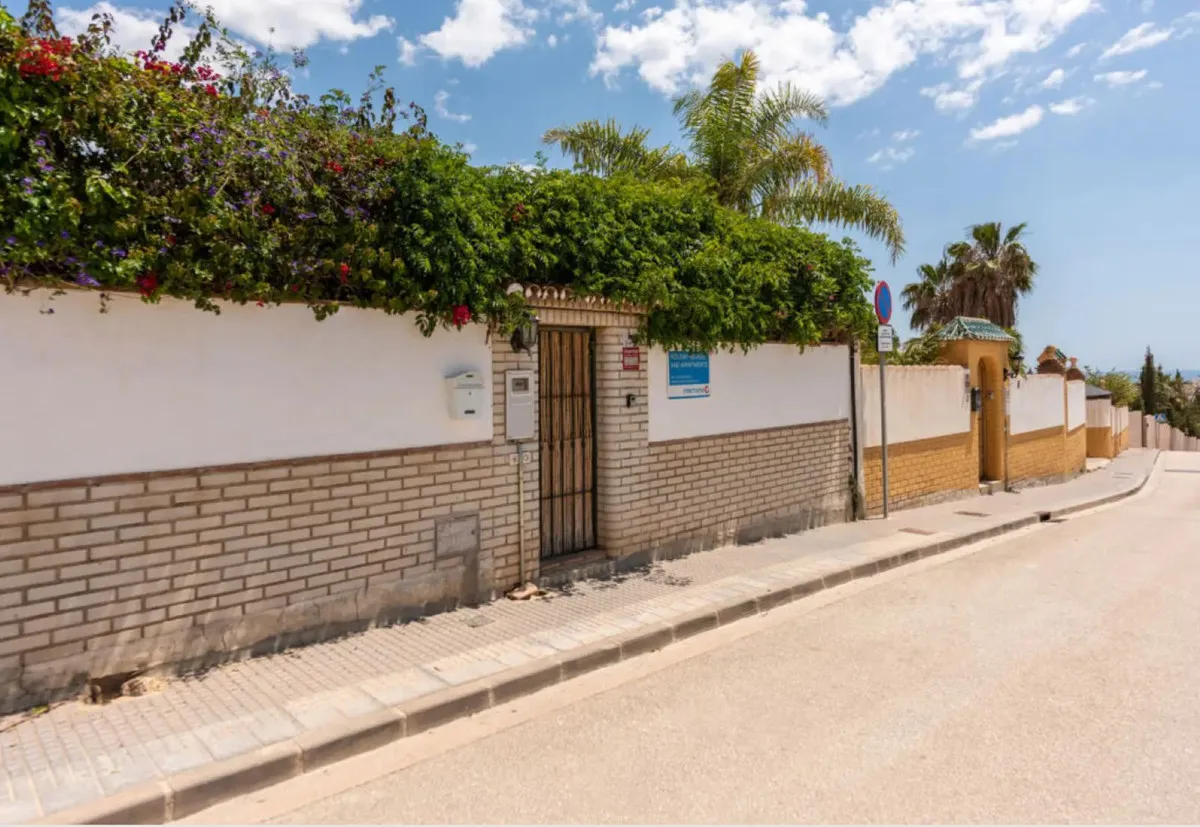 8d873b3a-55d9-4370-acfa-6ff58f8d0531