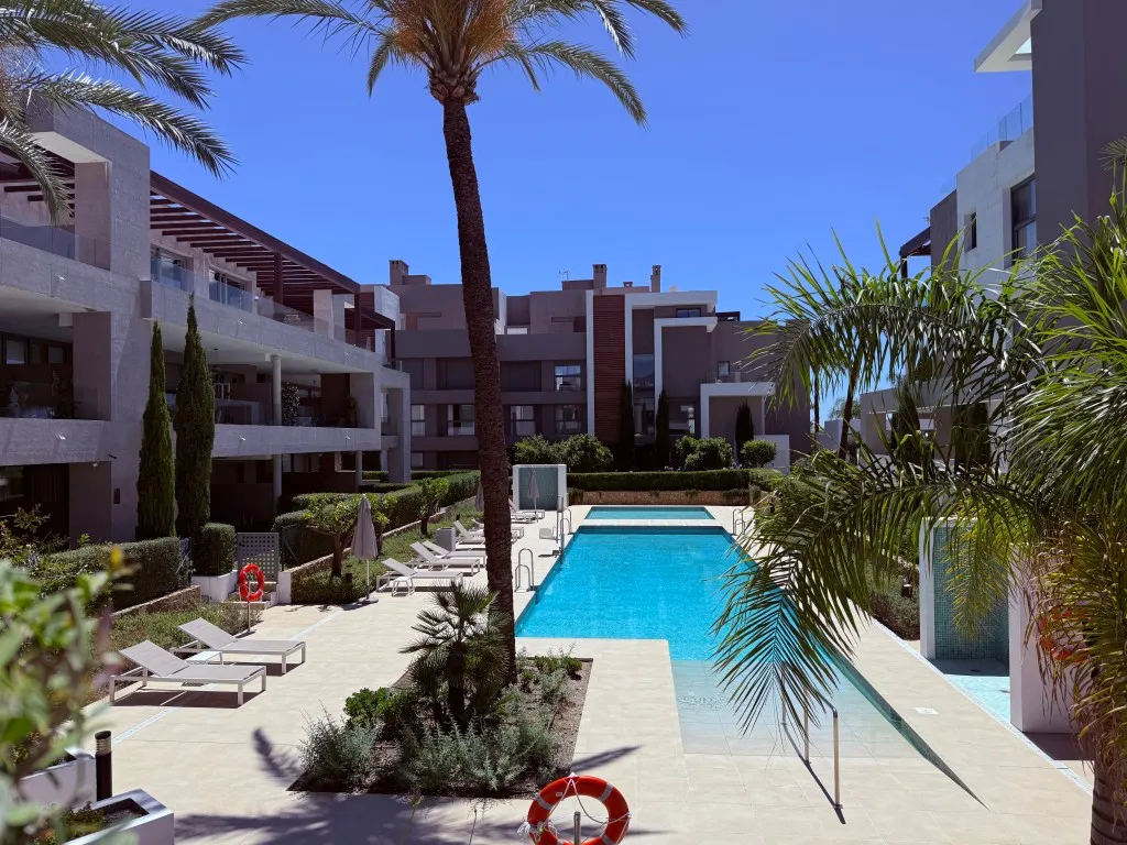 ff18ec0c-3fa6-4b4d-857f-08facf8b2aa2