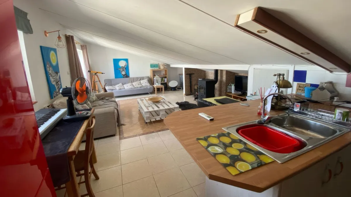 6dc3291b-5985-4336-b7c9-44a34bb6876a