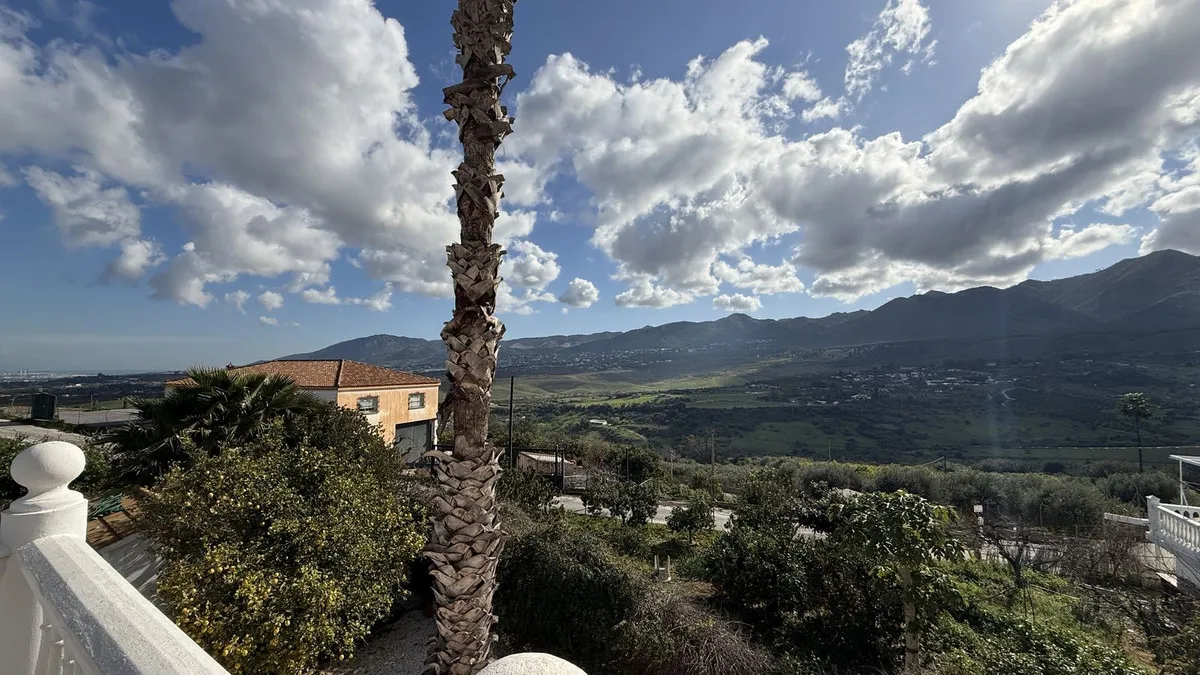 d54247a7-a874-403f-821c-5a4a7249aae6